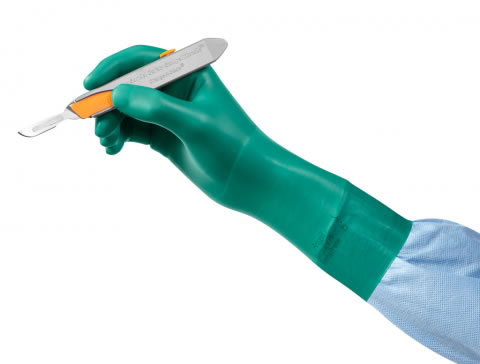 Gammex Non-Latex Neoprene Surgical Gloves Sterile P/F Sz 6. Box of 50 Pairs