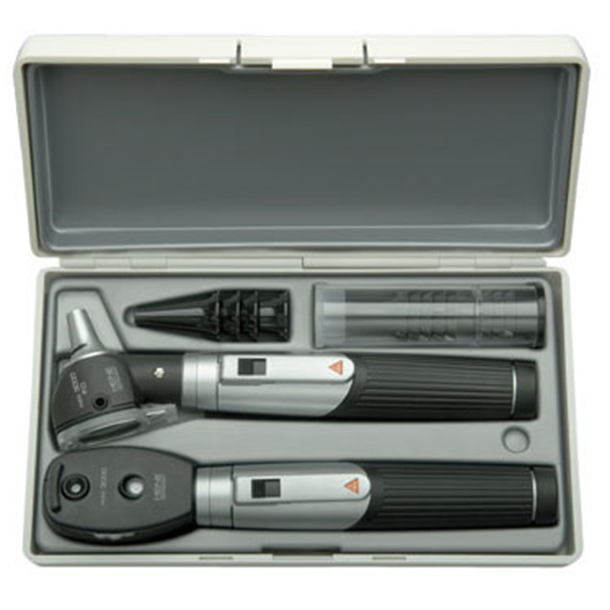 HEINE mini3000 2.5v Diagnostic Set Includes Ophthalmoscope, Otoscope & Two AA Battery Handles 