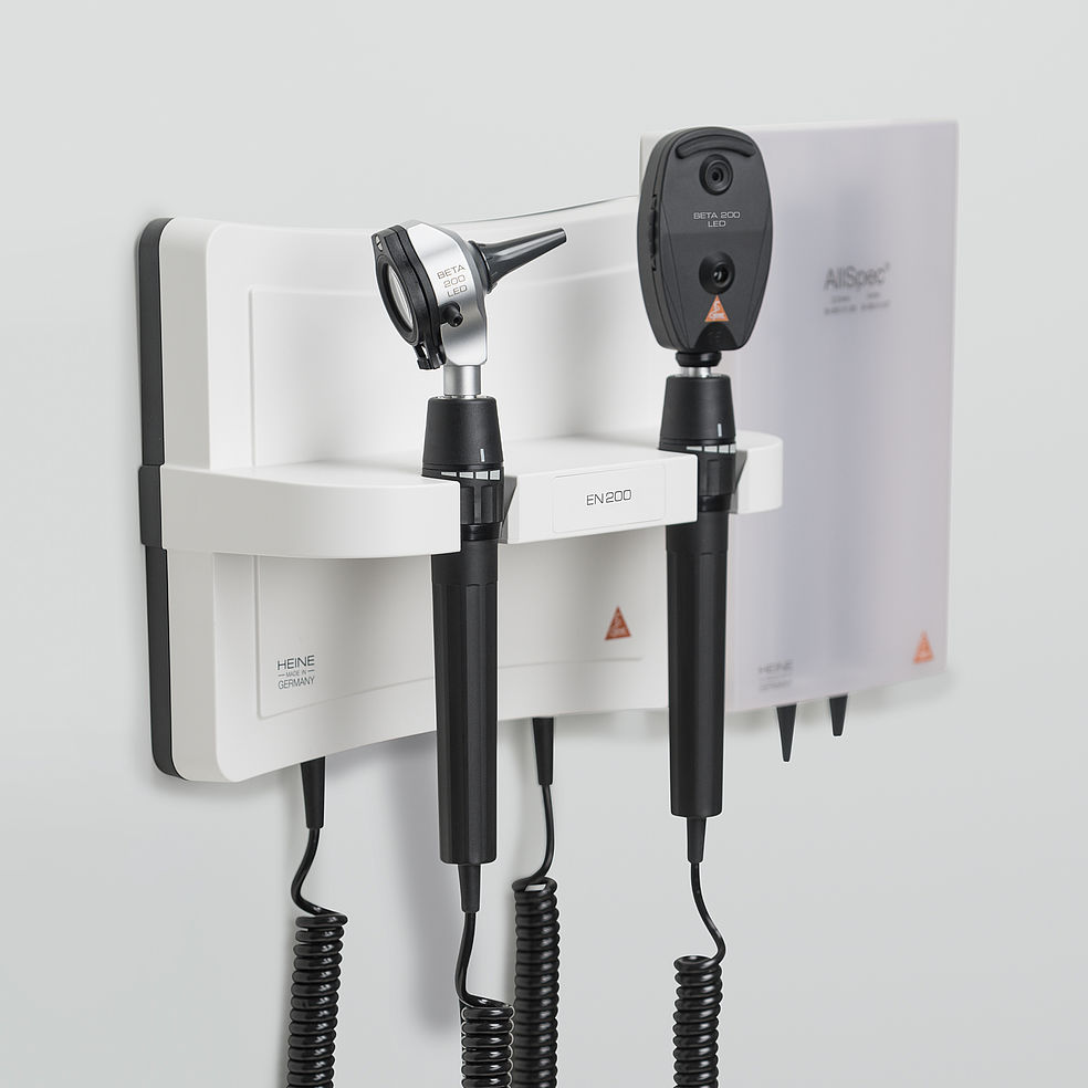 HEINEEN200LEDDiagnosticWallUnit35VWithBETA200OtoscopeBETA200Ophthalmoscope