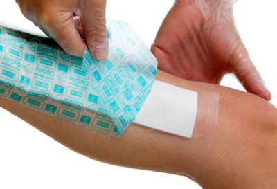 Opsite Post-Op Transparent Island Dressing 25cmx10cm. Box of 20