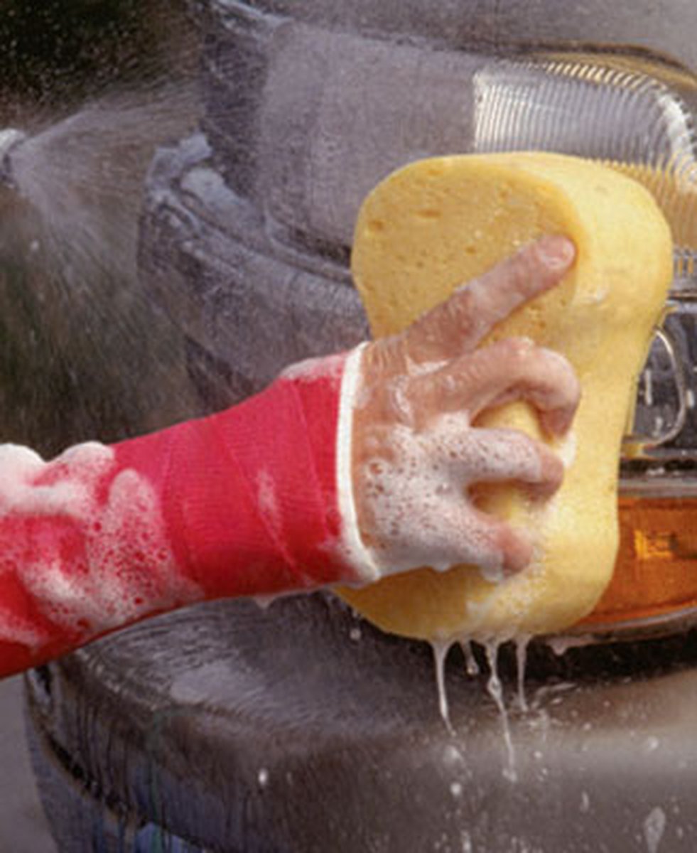 Soffban Synthetic Undercast Padding Bandage - Red Packet 15cm x 2.7m. Pack of 12